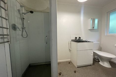 Photo of property in 24 Saint Michaels Crescent, Kelburn, Wellington, 6012