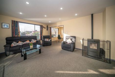 Photo of property in 58 Denise Crescent, Hornby, Christchurch, 8042