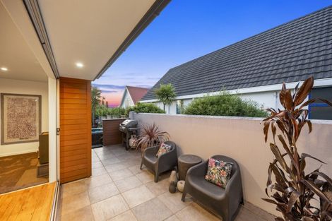 Photo of property in 108 Charles Street, Westshore, Napier, 4110