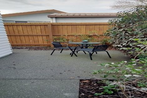 Photo of property in 104 Hastings Street West, Sydenham, Christchurch, 8023