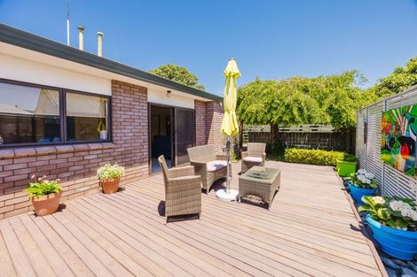 Photo of property in 6/703 Charles Street, Raureka, Hastings, 4120