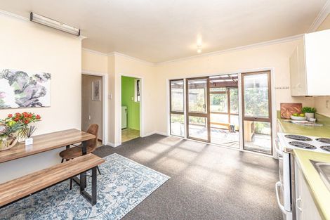 Photo of property in 18 Konini Street, Tawhero, Whanganui, 4501