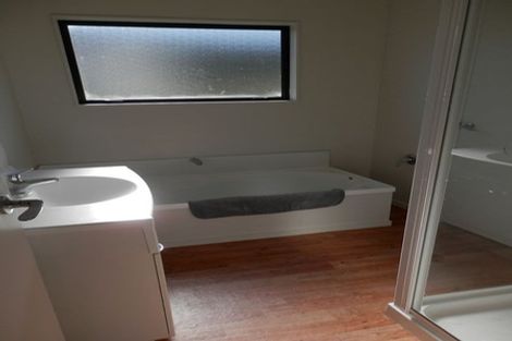 Photo of property in 37 Noema Terrace, Lake Hawea, Wanaka, 9382