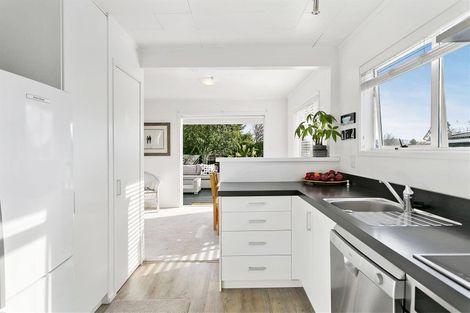 Photo of property in 65 Richmond Avenue, Richmond Heights, Taupo, 3330