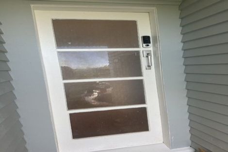 Photo of property in 479 Waitakere Road, Taupaki, Henderson, 0782