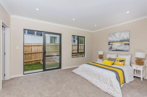 Photo of property in 10a Nielsen Place, Massey, Auckland, 0614