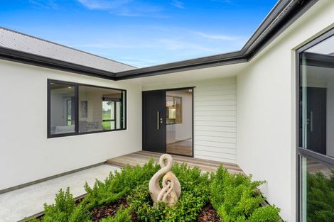 Photo of property in 18 Ranfurly Road, Pahiatua, 4984