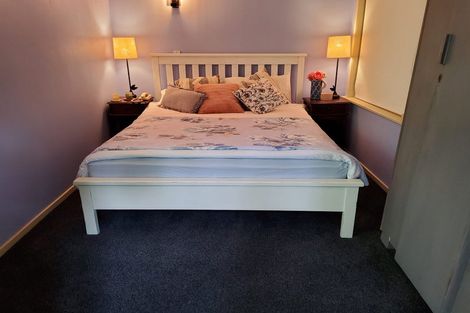 Photo of property in 74 Mana Esplanade, Paremata, Porirua, 5026