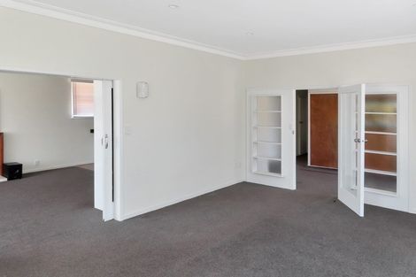 Photo of property in 45 Wai-iti Crescent, Woburn, Lower Hutt, 5010