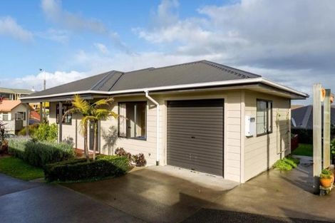 Photo of property in 81a Oranga Street, Westown, New Plymouth, 4310