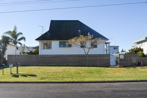 Photo of property in 46a Percy Road, Papamoa Beach, Papamoa, 3118