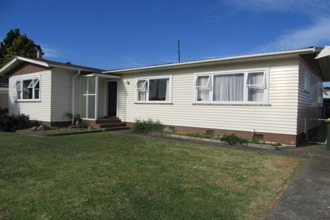 Photo of property in 2 Kowhai Avenue, Edgecumbe, 3120