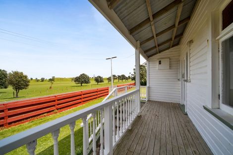 Photo of property in 6 Surrey Street, Patea, 4520