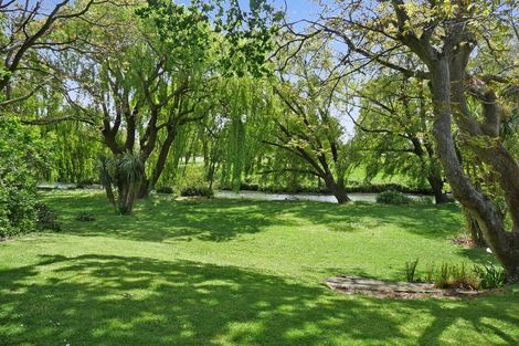 Photo of property in 279 Centaurus Road, Hillsborough, Christchurch, 8022