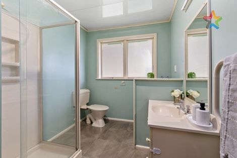 Photo of property in 35 Percy Cameron Street, Avalon, Lower Hutt, 5011