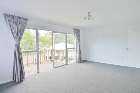 Photo of property in 63 Rehia Road, Massey, Auckland, 0614
