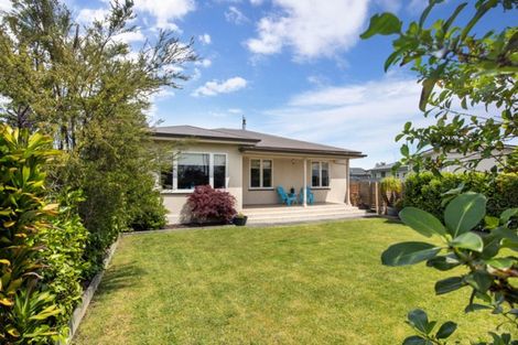 Photo of property in 2 Riverbend Road, Onekawa, Napier, 4110