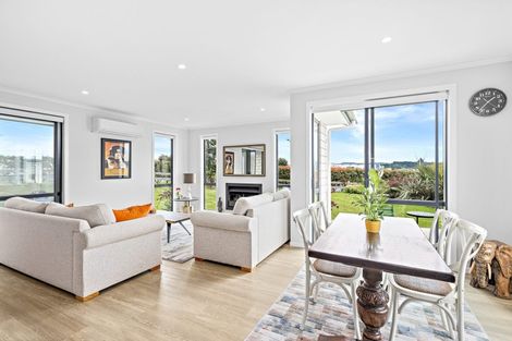 Photo of property in 1 Kia Kaha Drive, Snells Beach, 0920