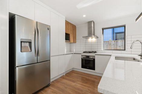 Photo of property in 16 Waka Ama Road, Karaka, Papakura, 2113