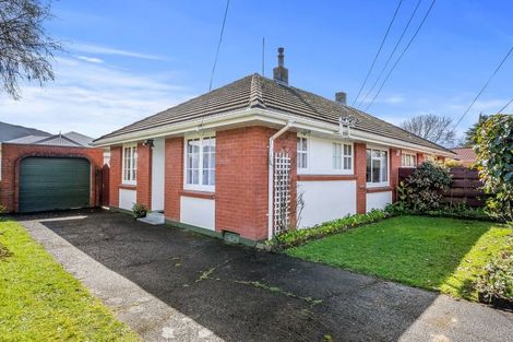 Photo of property in 2b Dunns Street, Silverstream, Upper Hutt, 5019