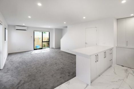 Photo of property in 1/4 Collingwood Street, Waterloo, Lower Hutt, 5011