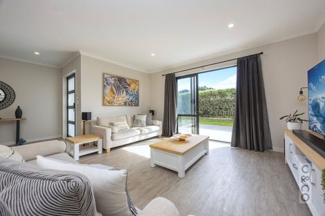 Photo of property in 91 Muriwai Road, Waimauku, 0812