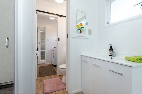 Photo of property in 42 Ida Road, Outer Kaiti, Gisborne, 4010