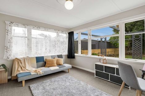 Photo of property in 4 Godwin Crescent, College Estate, Whanganui, 4500