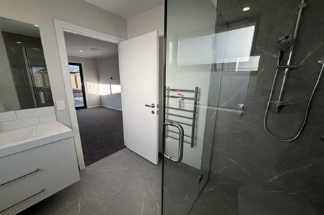 Photo of property in 13 Corrib Grove, Milson, Palmerston North, 4414