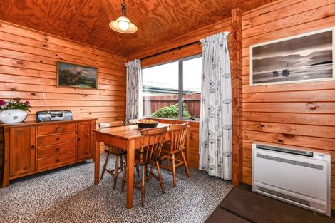 Photo of property in 6a Bygrave Place, Bishopdale, Christchurch, 8053