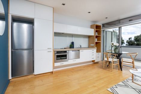 Photo of property in Ocean Breeze Apts, 4107/87 Clyde Road, Browns Bay, Auckland, 0630