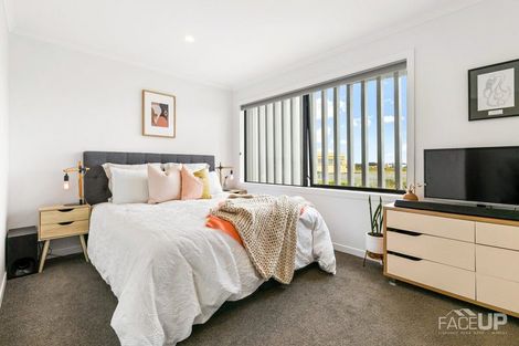 Photo of property in 7 Hudson Bay Road, Hobsonville, Auckland, 0616