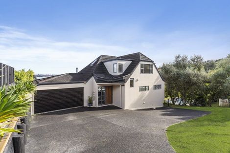 Photo of property in 2/79 Island Road, Beach Haven, Auckland, 0626