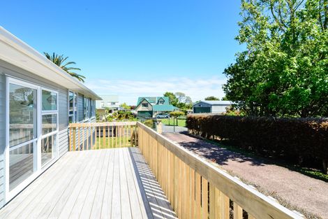 Photo of property in 16a Tapu Road, Huapai, Kumeu, 0810