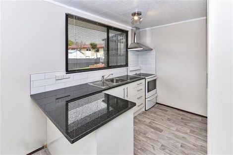 Photo of property in 36 Seaward Place, Wattle Downs, Auckland, 2103