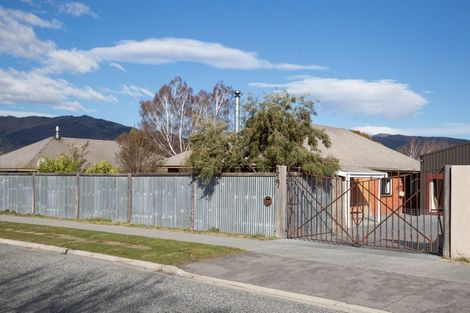 Photo of property in 117 Waenga Drive, Cromwell, 9310