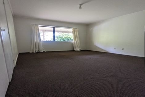 Photo of property in 2 Ti Nana Crescent, Henderson, Auckland, 0610