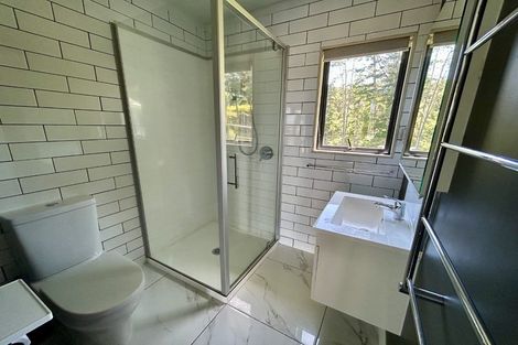 Photo of property in 32 Christian Road, Swanson, Auckland, 0614