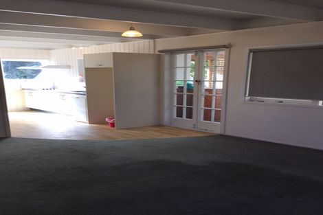 Photo of property in 5/15 Valron Road, Te Atatu South, Auckland, 0602