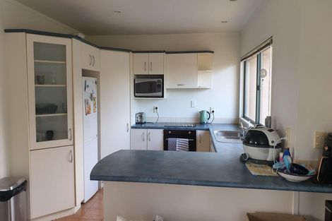 Photo of property in 1/112 Parkhurst Road, Parakai, 0830