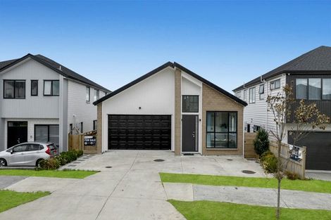 Photo of property in 28 Bushfield Drive, Flat Bush, Auckland, 2019