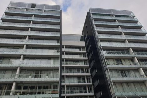 Photo of property in Montreaux Apartments, 7j/164 The Terrace, Wellington Central, Wellington, 6011