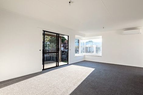Photo of property in 8a Kingsley Place, Mount Maunganui, 3116