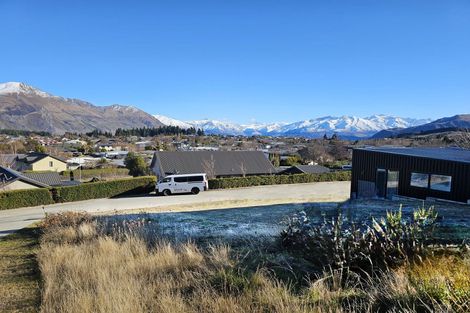 Photo of property in 11b Fastness Crescent, Wanaka, 9305