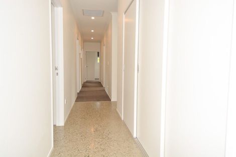 Photo of property in 4 Avalanche Place, Wanaka, 9305