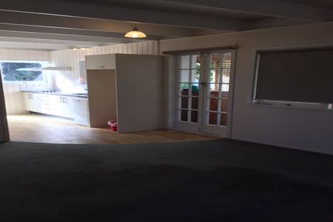 Photo of property in 5/15 Valron Road, Te Atatu South, Auckland, 0602