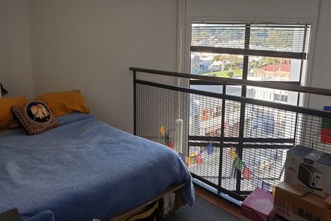 Photo of property in Urbane Apartments, 32/29 Webb Street, Mount Cook, Wellington, 6011