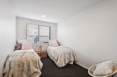 Photo of property in 10 Blighs Road, Strowan, Christchurch, 8052