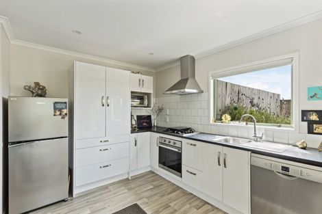 Photo of property in 737 Frankley Road, Hurworth, New Plymouth, 4371