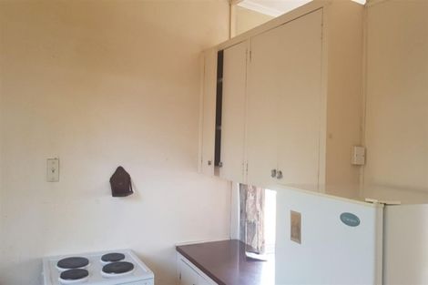 Photo of property in 3/16 Northall Road, New Lynn, Auckland, 0600